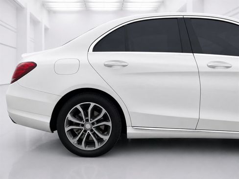 Used 2016 Mercedes-Benz C 300 4MATIC Sedan image 23