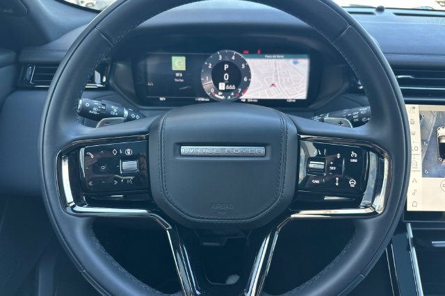 Used 2026 Land Rover Range Rover Velar Dynamic SE AWD/4WD image 23