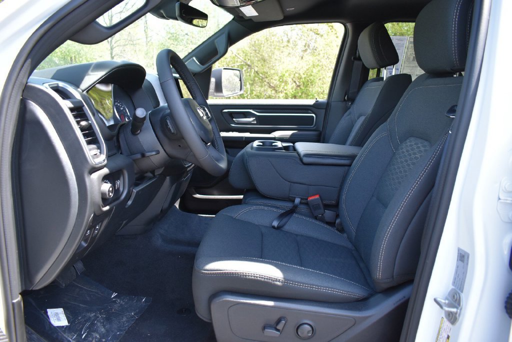 New 2026 RAM 1500 Big Horn AWD/4WD image 12