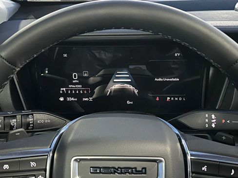 New 2026 GMC Terrain Denali w/ LPO, Black Badging Package image 24