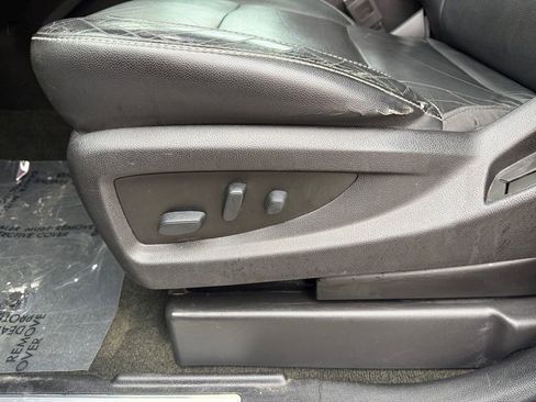 Used 2017 Chevrolet Tahoe LT w/ LT Signature Package image 6