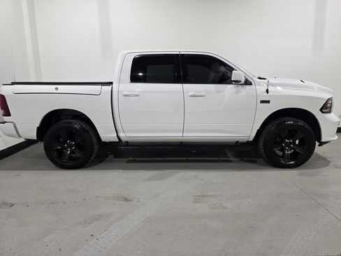 Used 2017 RAM 1500 Sport image 23