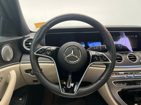 Used 2022 Mercedes-Benz E 450 E 450 image 17