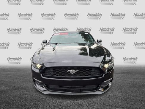 Used 2016 Ford Mustang Coupe RWD image 3
