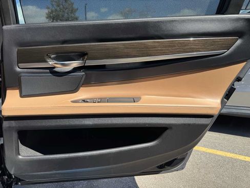 Used 2015 BMW 740Li RWD image 41
