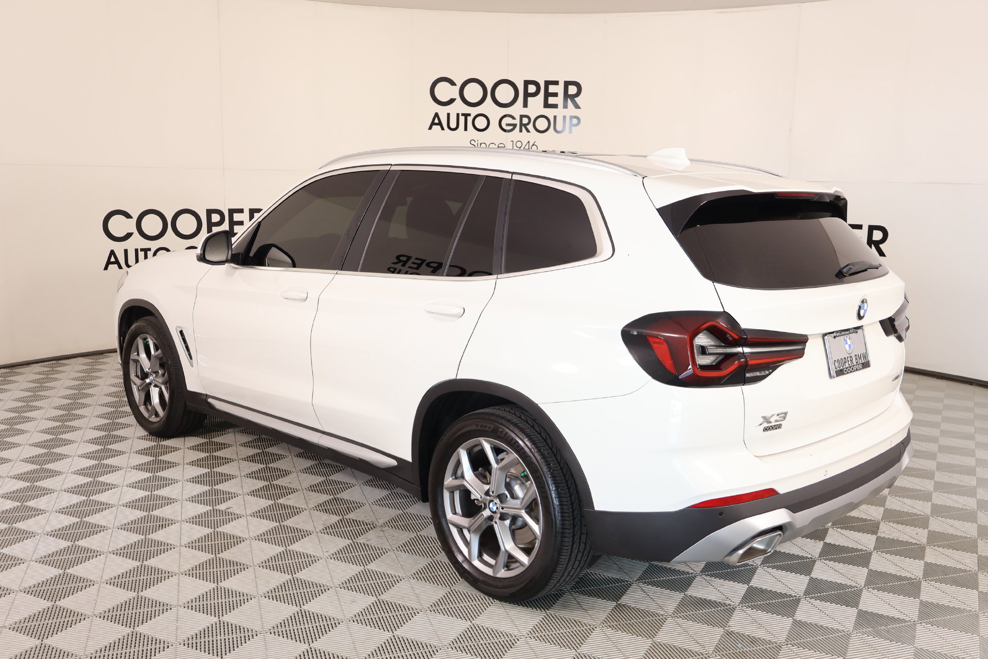 Certified 2024 BMW X3 sDrive30i w/ Premium Package RWD image 24