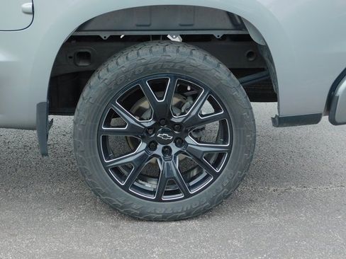 Used 2023 Chevrolet Silverado 1500 RST w/ Convenience Package II image 11