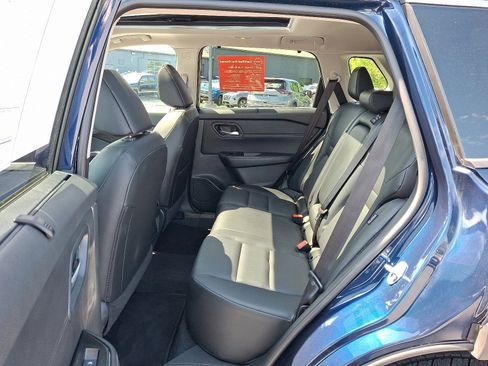 Certified 2024 Nissan Rogue SV w/ SV Premium Package AWD/4WD image 11
