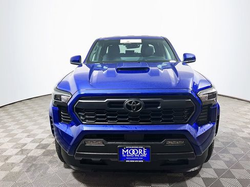 Certified 2025 Toyota Tacoma TRD Sport image 3