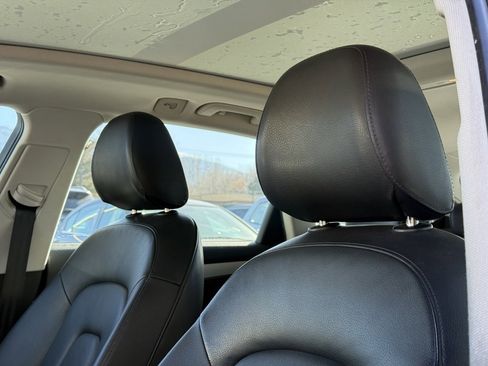 Used 2010 Audi A4 2.0T Premium image 12