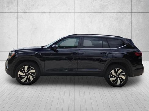 Used 2026 Volkswagen Atlas SE AWD/4WD image 2