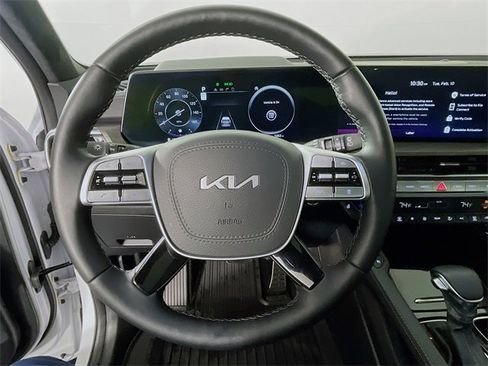 Used 2025 Kia Telluride SX Prestige X-Line image 12