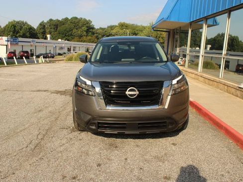 Used 2023 Nissan Pathfinder SV w/ Cargo Package FWD image 2