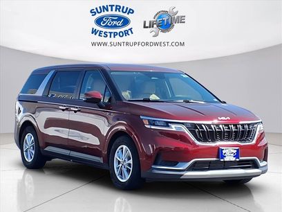 Used 2024 Kia Carnival LX