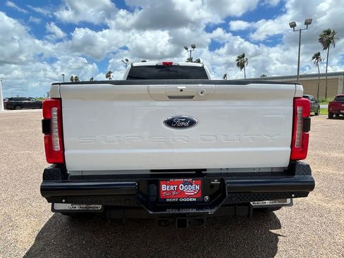 Used 2023 Ford F350 Lariat w/ FX4 Off-Road Package AWD/4WD image 5