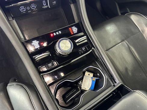 Used 2023 Jeep Grand Cherokee Overland w/ Luxury Tech Group IV image 20