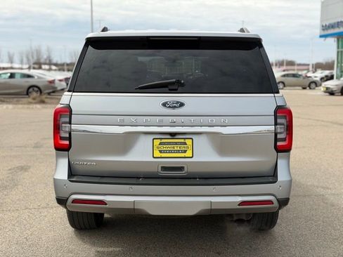 Used 2024 Ford Expedition Limited AWD/4WD image 7
