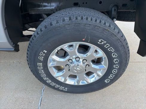 Used 2024 RAM 2500 Laramie w/ Safety Group image 32