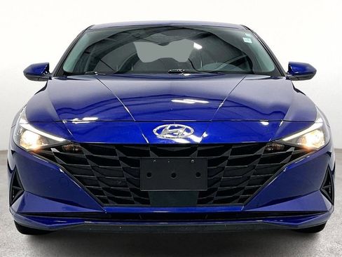 Used 2023 Hyundai Elantra SEL w/ Convenience Package image 5