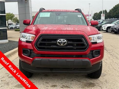 Used 2023 Toyota Tacoma SR image 8