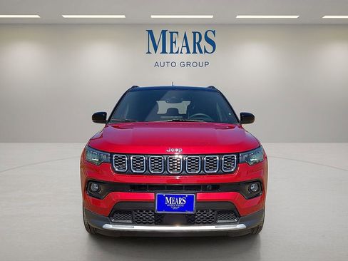 Used 2025 Jeep Compass Limited AWD/4WD image 8