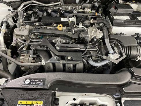 Used 2023 Toyota Corolla Cross LE w/ Moonroof Package image 31