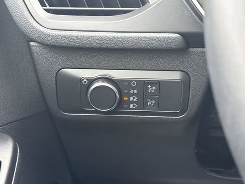 Used 2022 Ford Escape SE w/ Cold Weather Package image 30