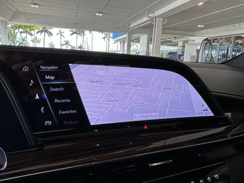 Used 2022 Cadillac Escalade Premium Luxury w/ Performance Package RWD image 13