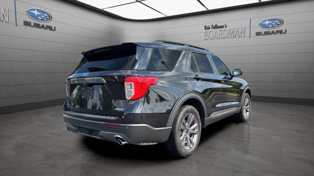 Used 2021 Ford Explorer XLT w/ Equipment Group 202A AWD/4WD image 5