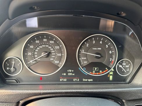 Used 2015 BMW 328i xDrive Wagon w/ Premium Package image 20