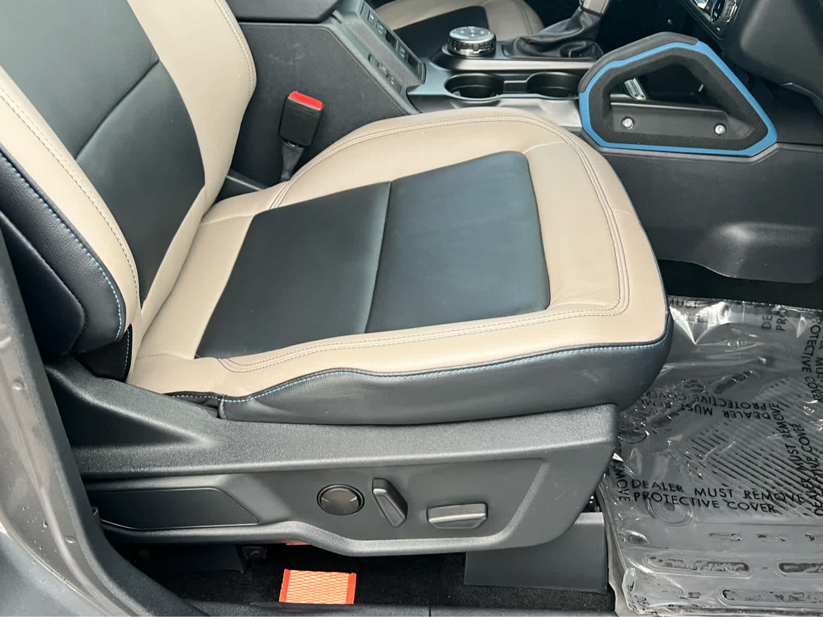 Used 2022 Ford Bronco Wildtrak AWD/4WD image 22