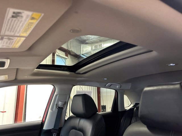 Certified 2024 Honda HR-V EX-L image 34
