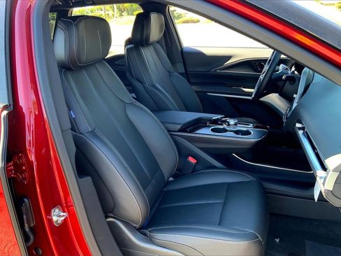 New 2026 Cadillac Lyriq V image 35