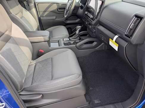 New 2026 Nissan Frontier SV w/ SV Convenience Package AWD/4WD image 26
