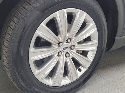 Used 2020 Ford Explorer Limited RWD image 31