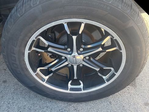 Used 2019 Chevrolet Silverado 1500 LT w/ All Star Edition image 8