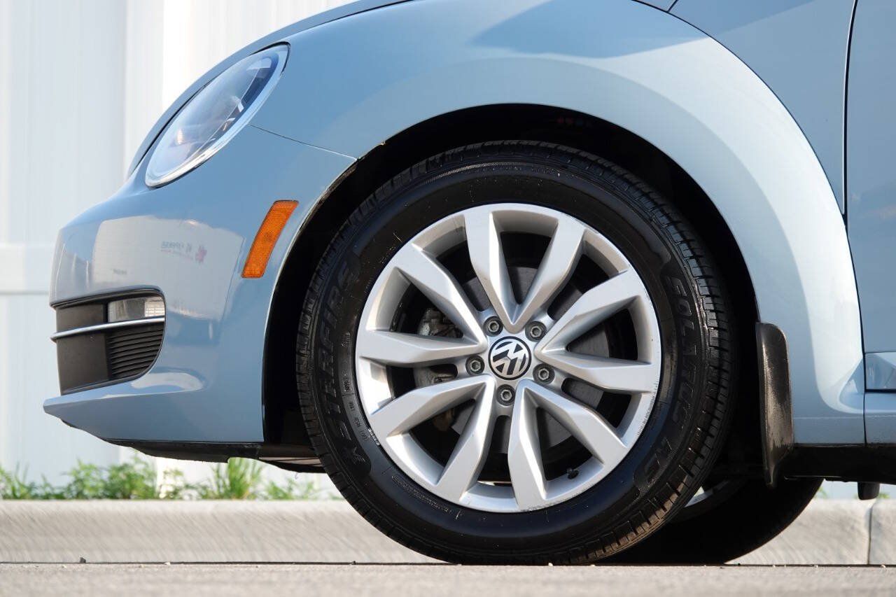 Used 2014 Volkswagen Beetle TDI FWD image 37