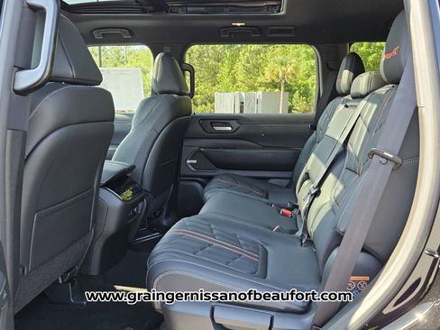 New 2025 Nissan Armada PRO-4X w/ Pro-4X Premium Package image 4