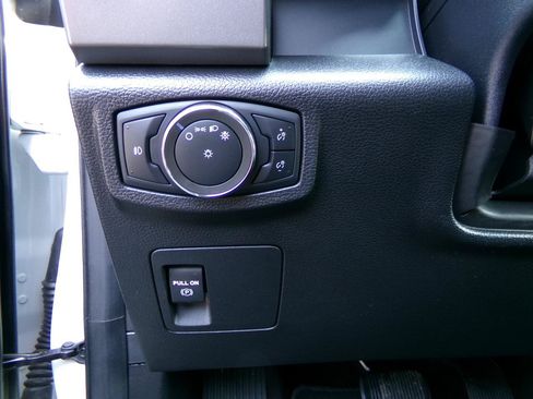 Used 2020 Ford Expedition XLT AWD/4WD image 17