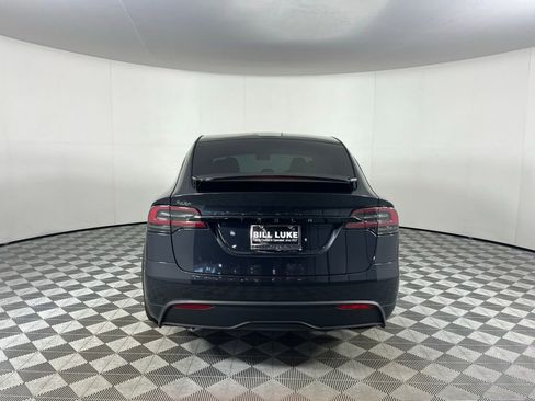 Used 2024 Tesla Model X Base image 5