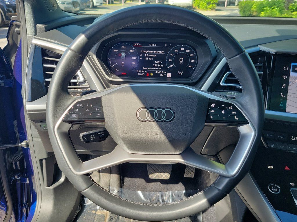 Used 2023 Audi Q4 e-tron Premium Plus w/ Premium Plus RWD image 28