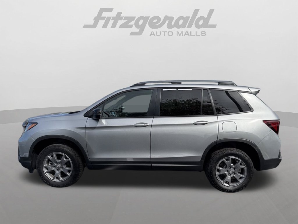Used 2025 Honda Passport TrailSport image 8