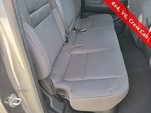 Used 2022 Nissan Frontier SV image 41