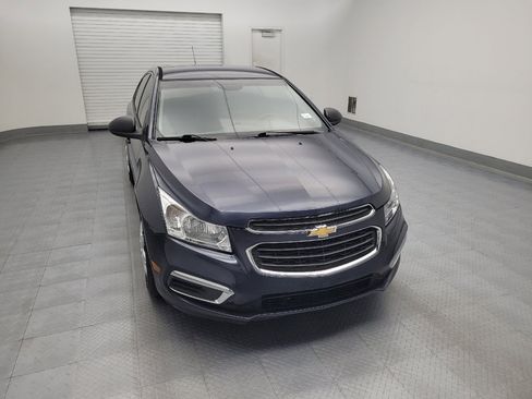 Used 2016 Chevrolet Cruze LS FWD image 14