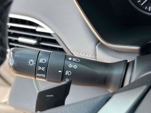 Used 2020 Subaru Outback Onyx Edition XT AWD/4WD image 15