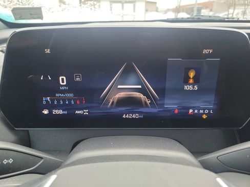 Used 2024 Chevrolet Traverse LT image 24