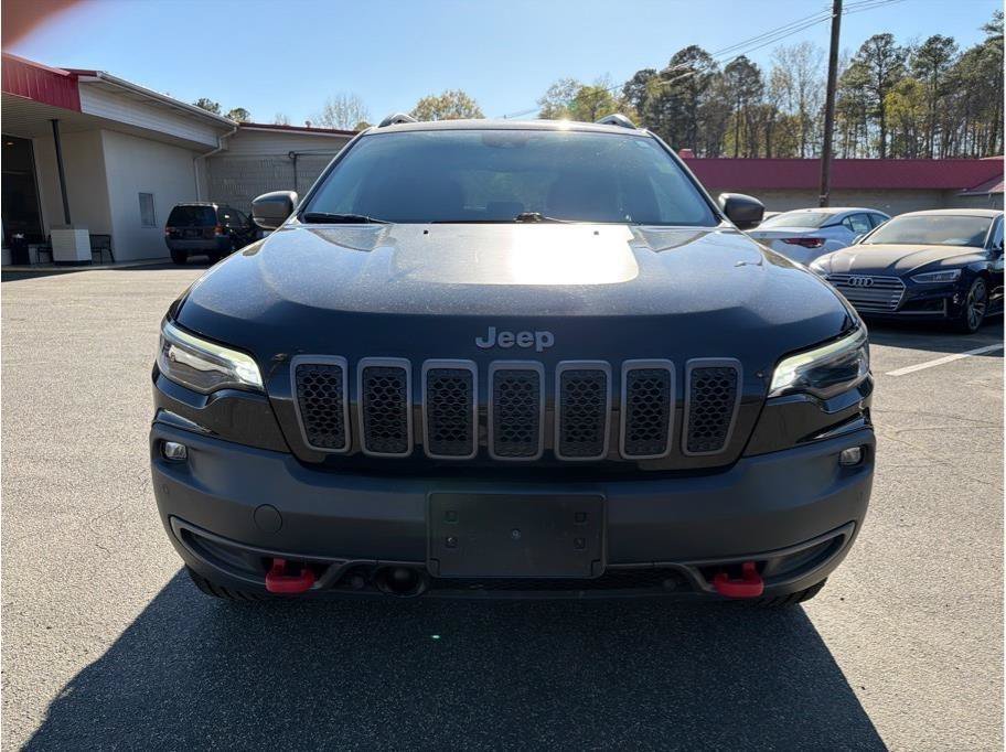 Used 2020 Jeep Cherokee Trailhawk w/ Technology Group AWD/4WD image 2