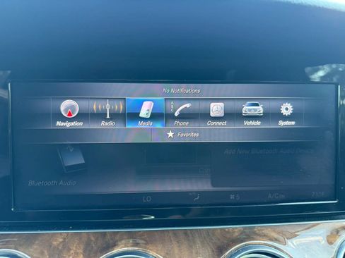 Used 2017 Mercedes-Benz E 300 image 31