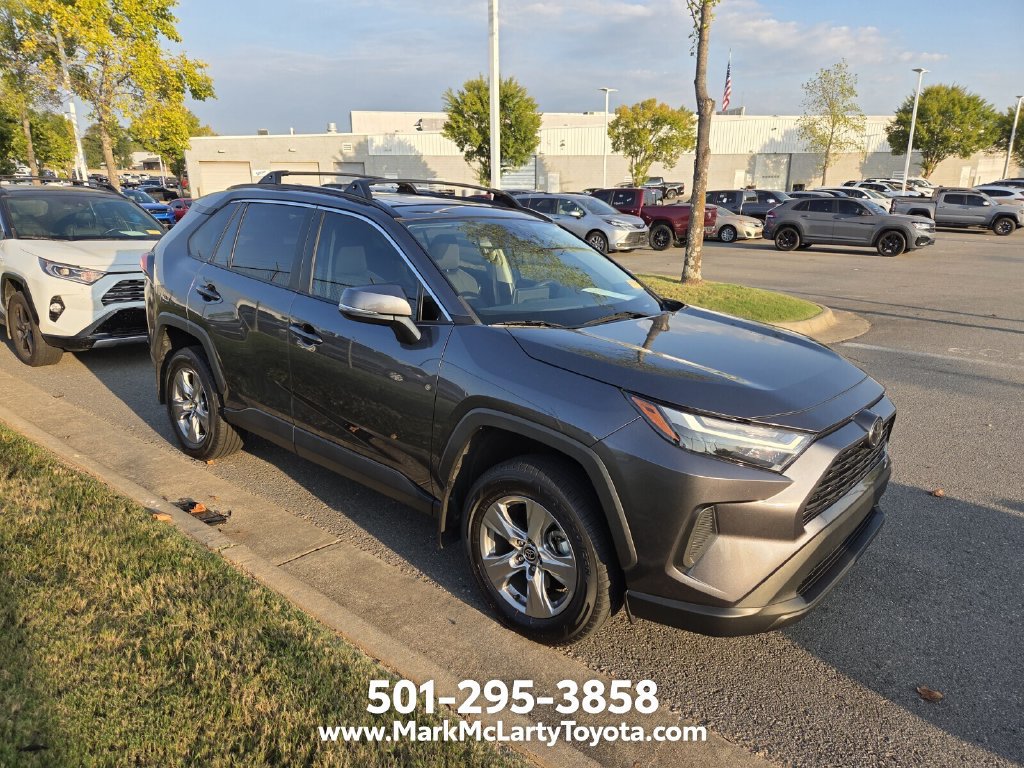 Used 2024 Toyota RAV4 XLE w/ Convenience Package FWD image 3
