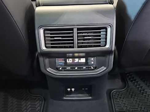 New 2026 Volkswagen Atlas SEL Premium R-Line AWD/4WD image 18